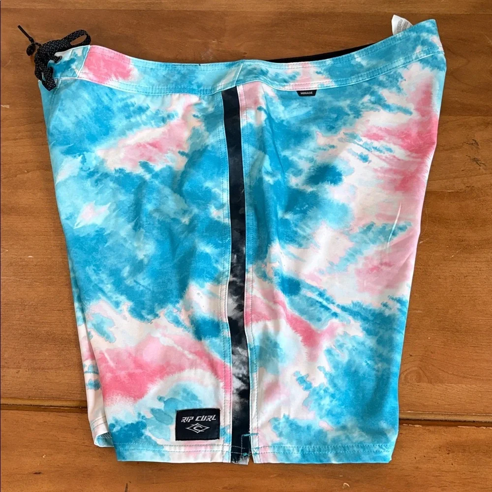 Rip Curl Mirage Blue and Pink Tie-Dye Board Shorts Size 40